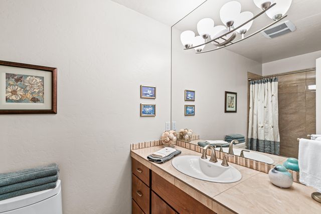 736 Frances Lane, Ashland, OR 97520