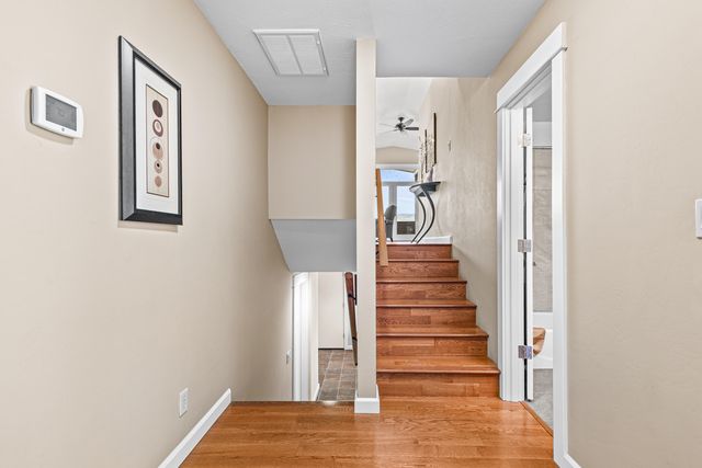 736 Frances Lane, Ashland, OR 97520