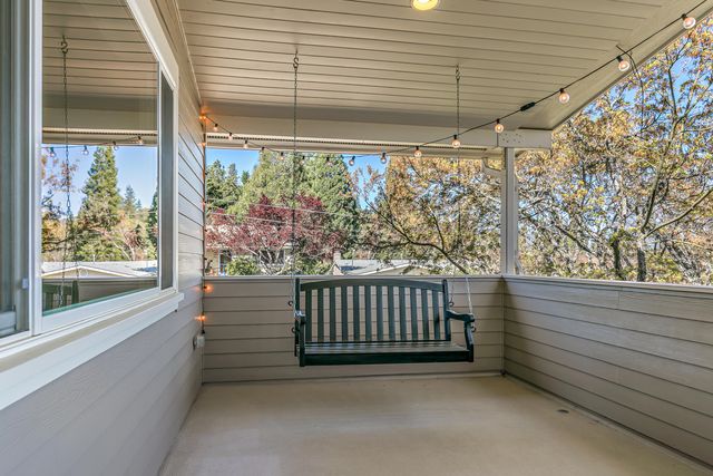 736 Frances Lane, Ashland, OR 97520