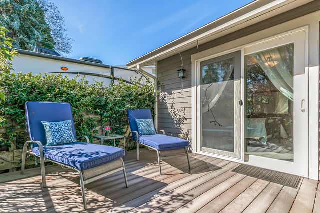 736 Frances Lane, Ashland, OR 97520