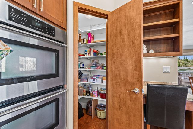 736 Frances Lane, Ashland, OR 97520