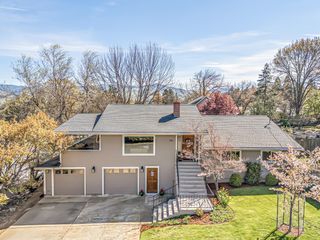 736 Frances Lane, Ashland, OR 97520