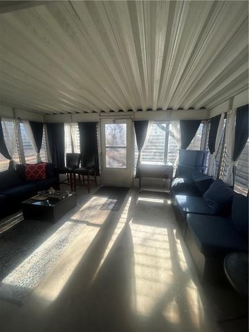 12801 E 49th Terrace, Independence, MO 64055