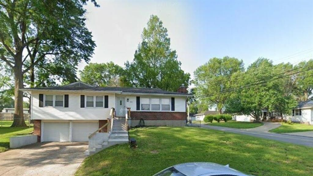 12801 E 49th Terrace, Independence, MO 64055