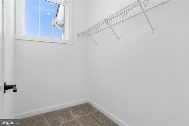 6904 SUNDAYS LN, Frederick, MD 21702