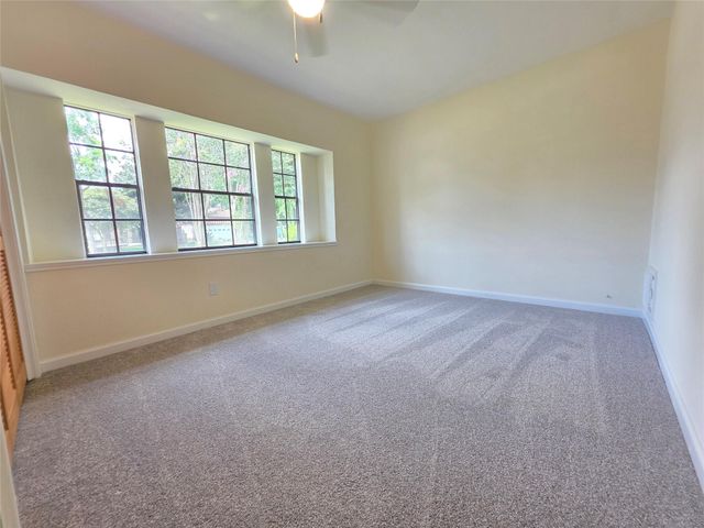 7915 Woodsman Trail, Houston, TX 77040