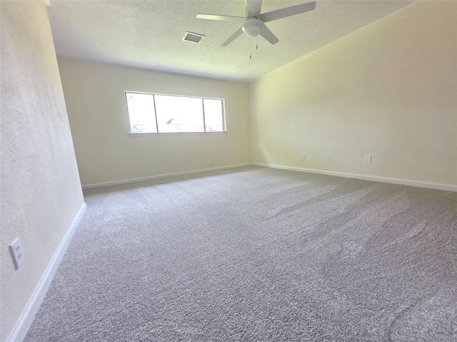 7915 Woodsman Trail, Houston, TX 77040