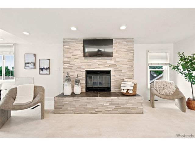 7572 S Rosemary Cir, Englewood, CO 80112