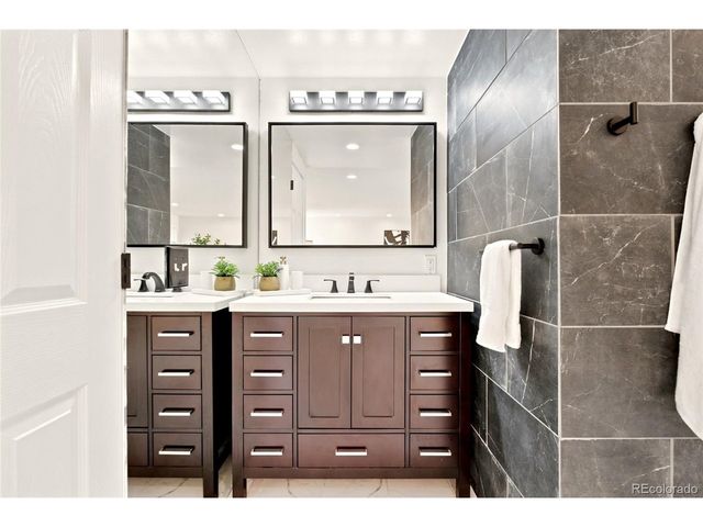 7572 S Rosemary Cir, Englewood, CO 80112