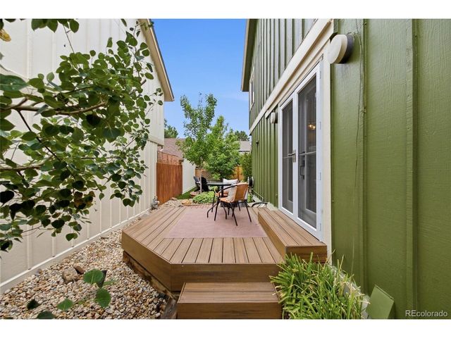 7572 S Rosemary Cir, Englewood, CO 80112