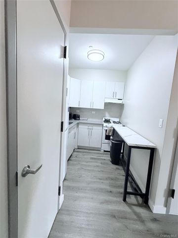777 Coney Island Avenue 4B, Brooklyn, NY 11218