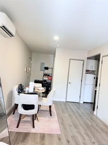 777 Coney Island Avenue 4B, Brooklyn, NY 11218