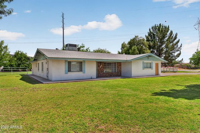 15623 E CHAPALA Street, Gilbert, AZ 85234