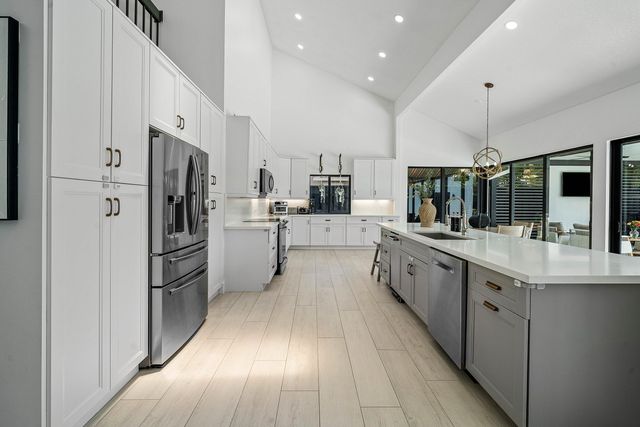 2707 Biarritz Drive, Palm Beach Gardens, FL 33410