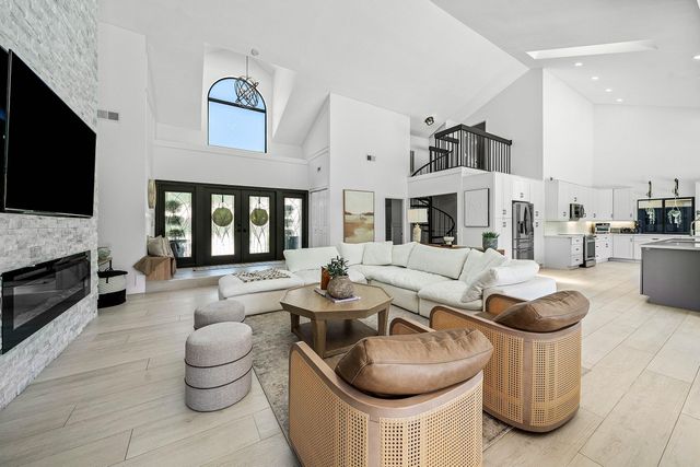 2707 Biarritz Drive, Palm Beach Gardens, FL 33410