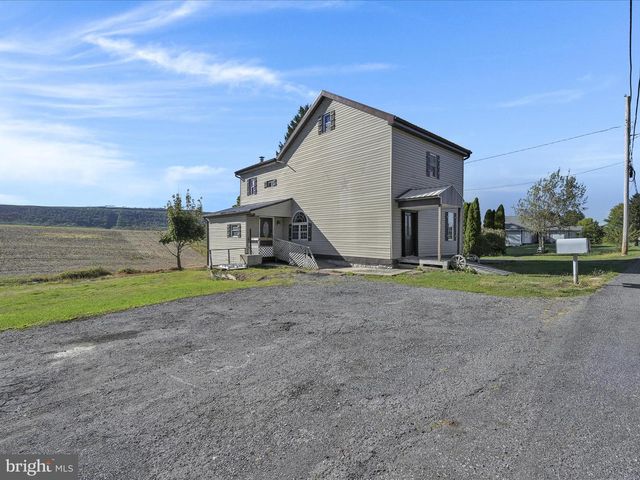722 E MOUNTAIN RD, Hegins, PA 17938