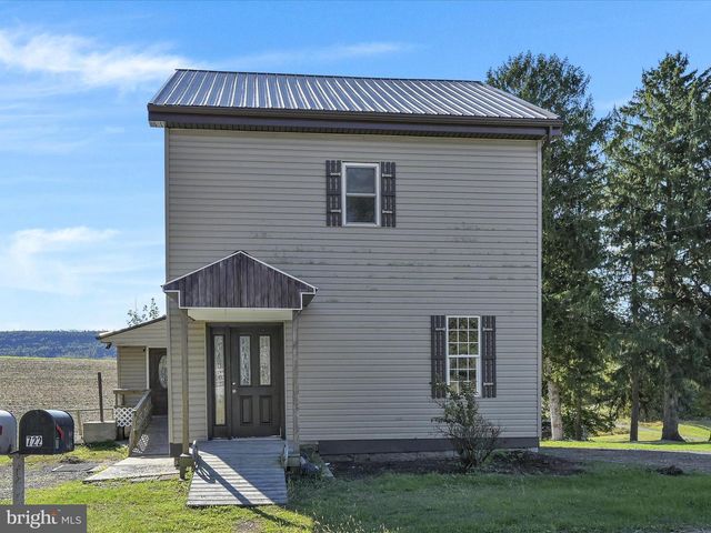 722 E MOUNTAIN RD, Hegins, PA 17938