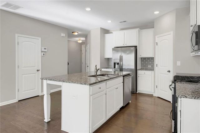 811 Mason Grove Parkway, Lawrenceville, GA 30043