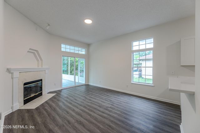 9332 MILL SPRINGS Drive, Jacksonville, FL 32257