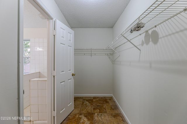 9332 MILL SPRINGS Drive, Jacksonville, FL 32257