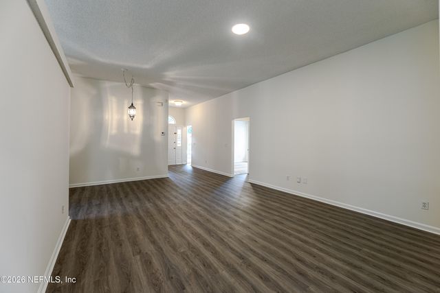 9332 MILL SPRINGS Drive, Jacksonville, FL 32257