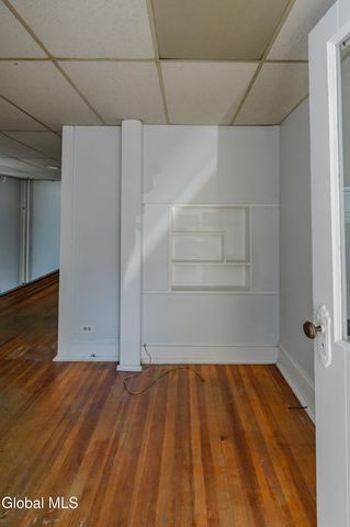 34 Hampton Street, Albany, NY 12209