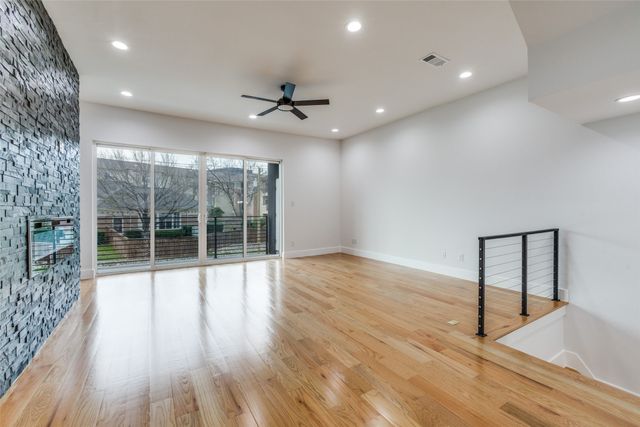 2714 N Carroll Avenue 102, Dallas, TX 75204