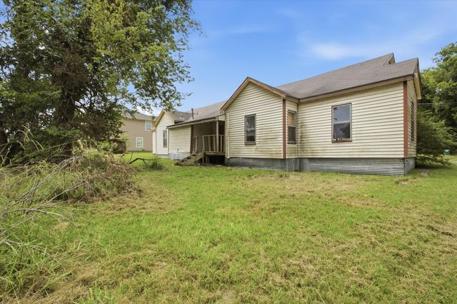 1626 Kennedy Street, Bonham, TX 75418