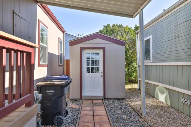 1085 Tasman Drive, Sunnyvale, CA 94089