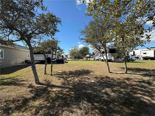 26 Augusta Circle, Aransas Pass, TX 78336