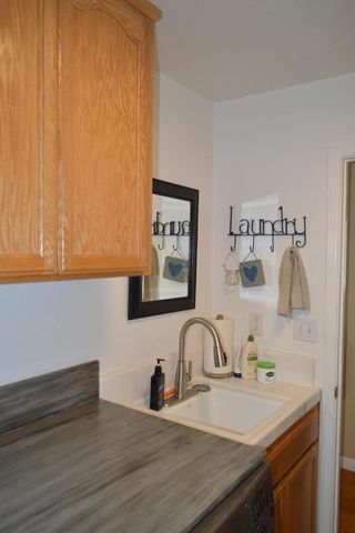 1121 Cypress Street, Hollister, CA 95023