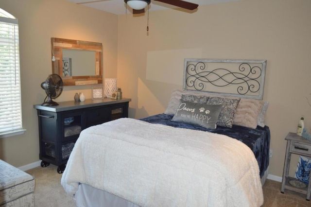 1121 Cypress Street, Hollister, CA 95023