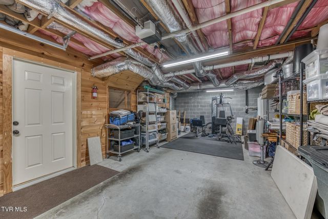 128 Bankers Bend, Mountain City, TN 37683