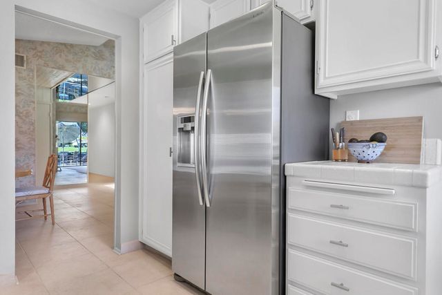 175 Gran Via, Palm Desert, CA 92260