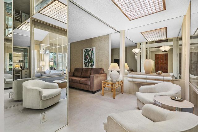 175 Gran Via, Palm Desert, CA 92260