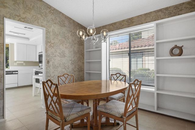 175 Gran Via, Palm Desert, CA 92260