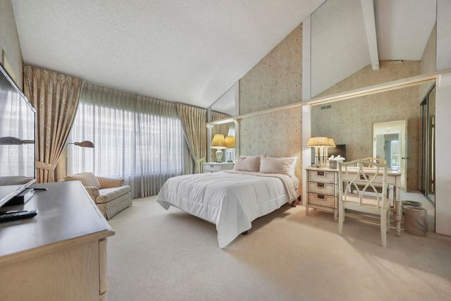 175 Gran Via, Palm Desert, CA 92260