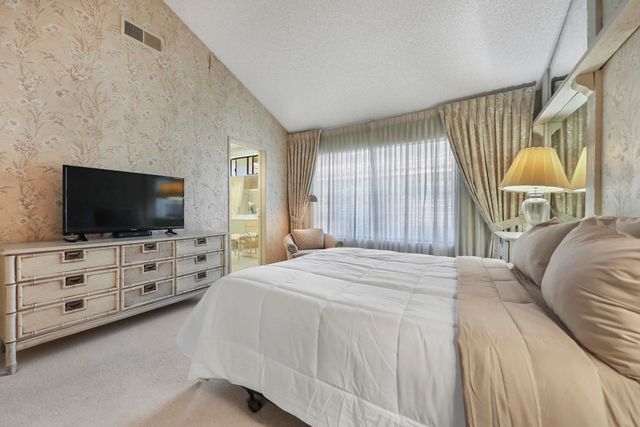 175 Gran Via, Palm Desert, CA 92260