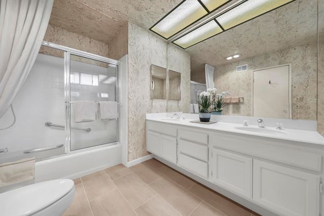 175 Gran Via, Palm Desert, CA 92260