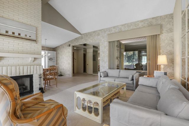 175 Gran Via, Palm Desert, CA 92260