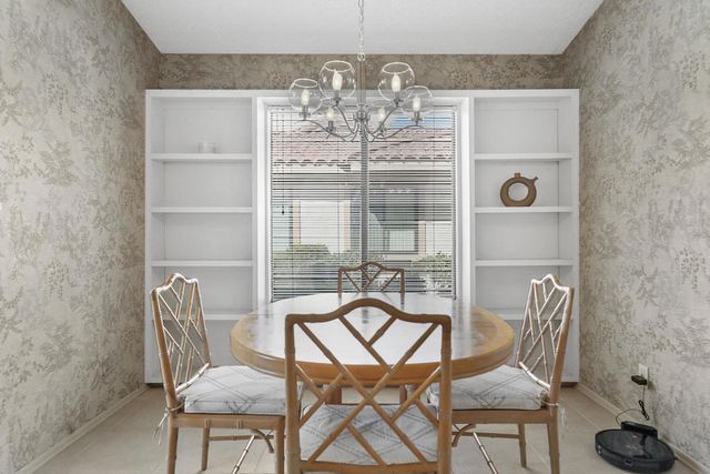 175 Gran Via, Palm Desert, CA 92260