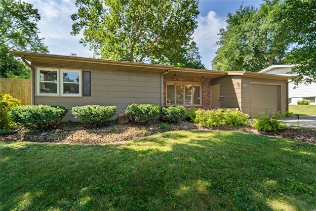 1821 Maxwell Avenue, Ames, IA 50010
