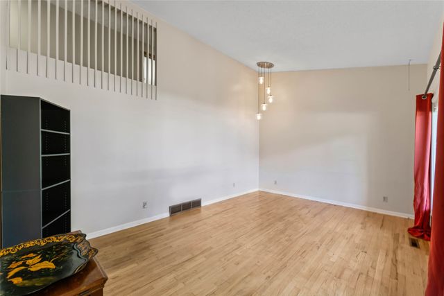 1821 Maxwell Avenue, Ames, IA 50010