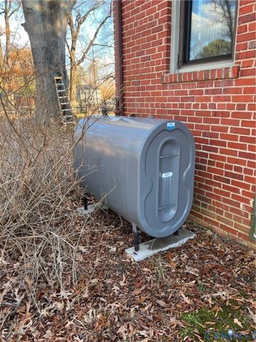 10211 Longdale Ave, Glen Allen, VA 23060