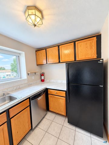 12 Carillon Drive B, Rocky Hill, CT 06067