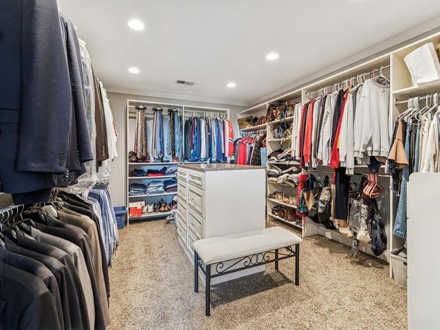 15016 Plum Drive, Urbandale, IA 50323