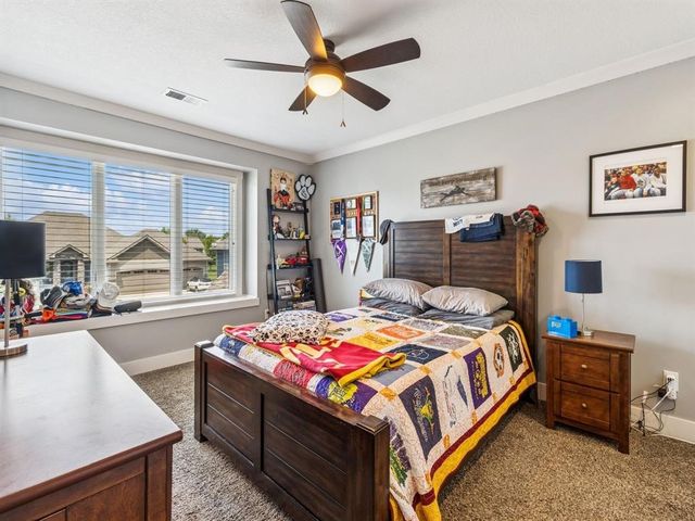 15016 Plum Drive, Urbandale, IA 50323