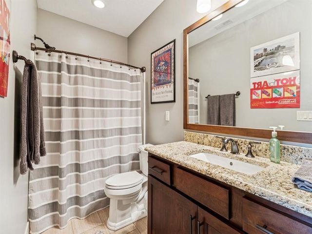 15016 Plum Drive, Urbandale, IA 50323