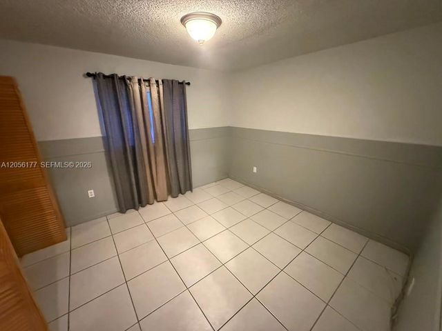 2560 W 53rd Street 502, Hialeah, FL 33016