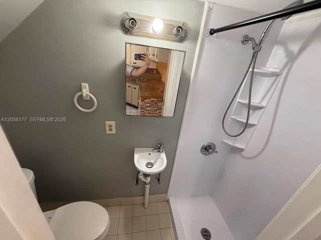2560 W 53rd Street 502, Hialeah, FL 33016